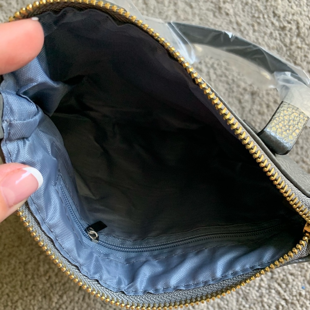 Small Purse - Picture 5 of 5